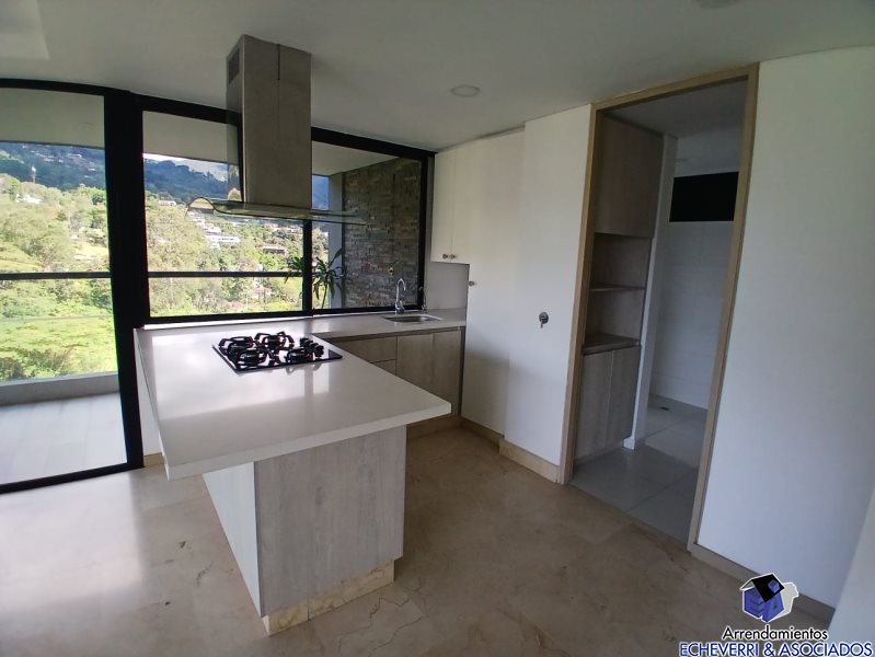 Apartamento disponible para Arriendo en Envigado Loma De Las Brujas Foto numero 1