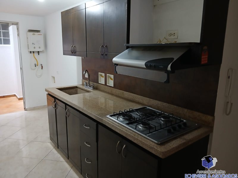 Apartamento disponible para Arriendo en Envigado con un valor de $2,600,000 código 3045