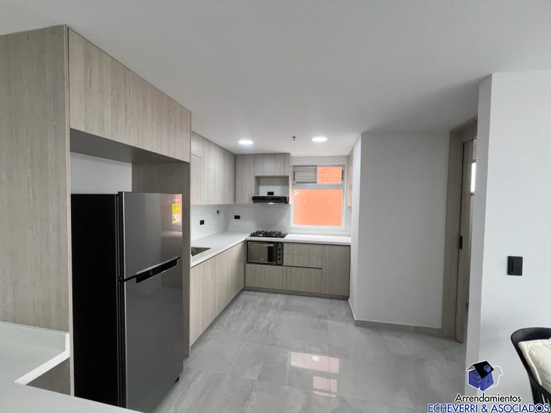 Apartaestudio disponible para Arriendo en Envigado Zuñiga Foto numero 1