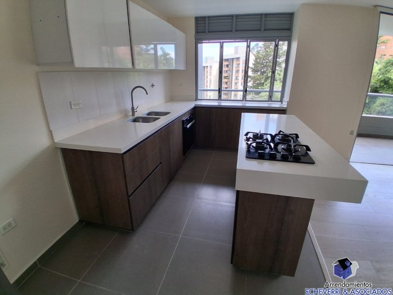 Apartamento disponible para Arriendo en Envigado Las Cometas Foto numero 1