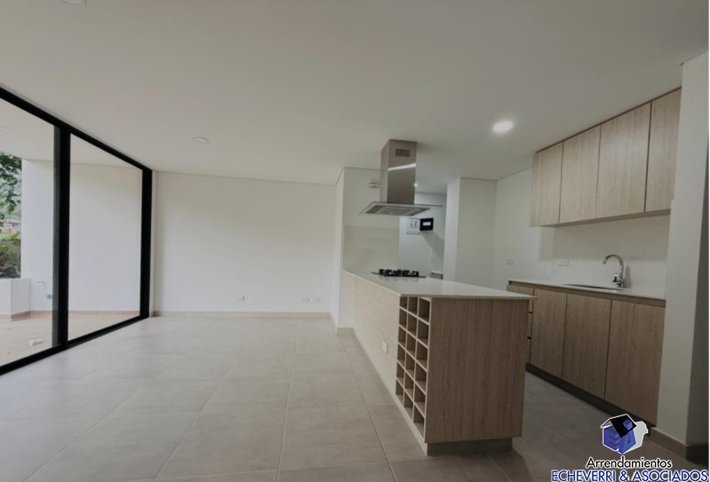 Apartamento disponible para Ambos en Envigado Camino Verde Foto numero 1