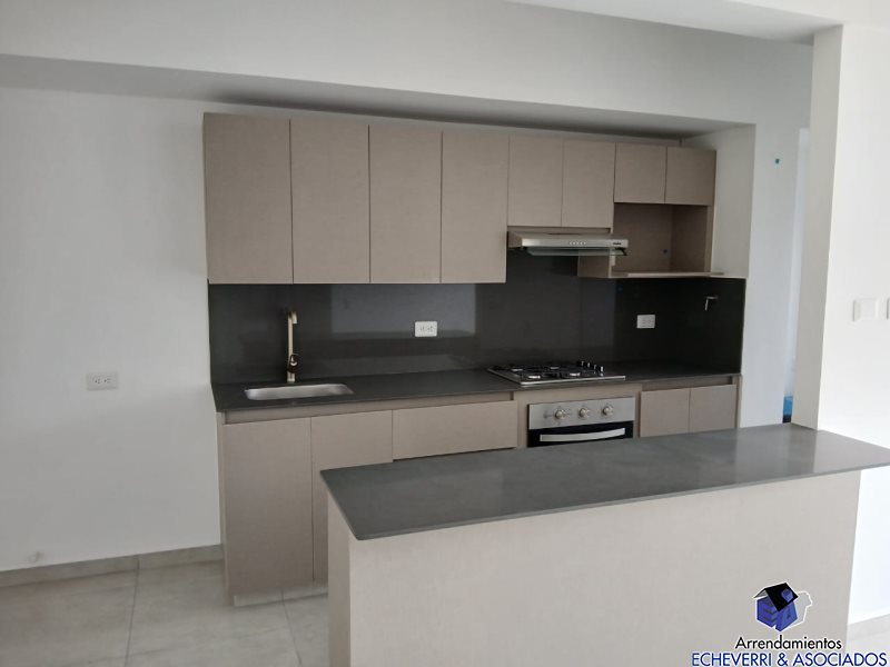 Apartamento disponible para Arriendo en Envigado Zuñiga Foto numero 1