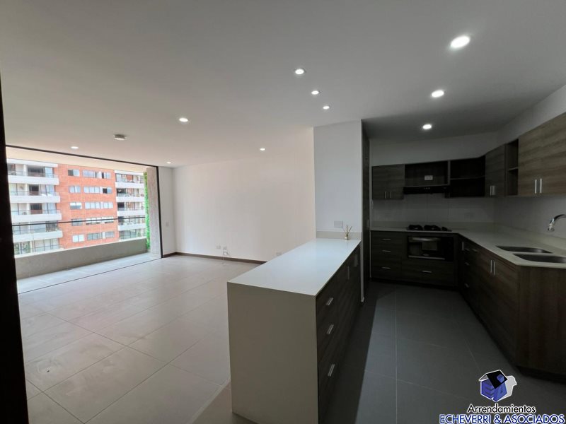 Apartamento disponible para Venta en Envigado Loma Del Escobero Foto numero 1