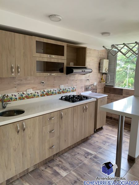 Apartamento disponible para Arriendo en Envigado Alto De Las Flores Foto numero 1
