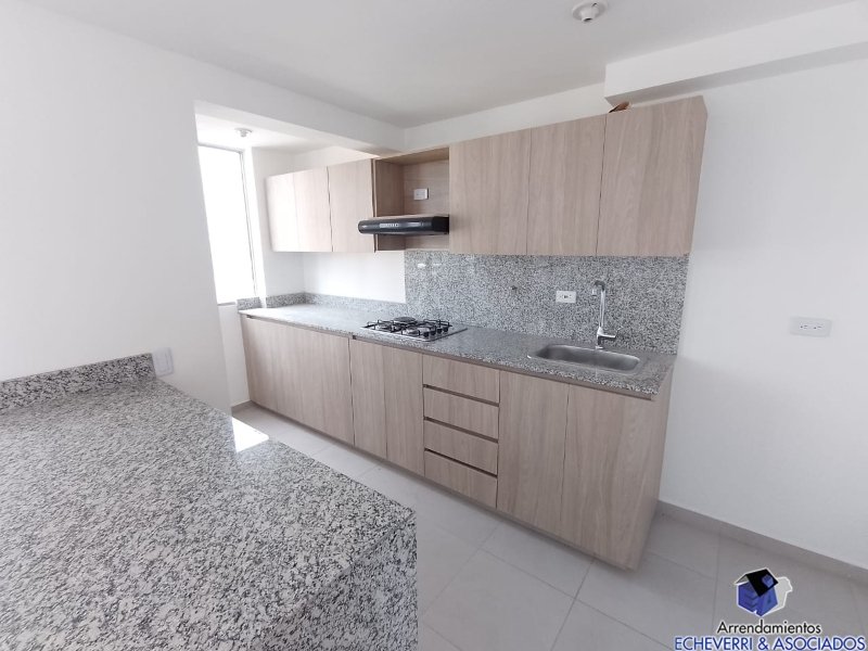 Apartamento disponible para Arriendo en Envigado con un valor de $3,000,000 código 7946