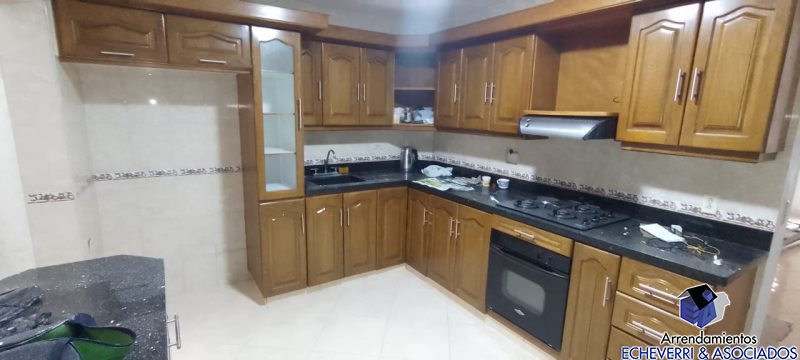 Casa disponible para Arriendo en Envigado Primavera Foto numero 1