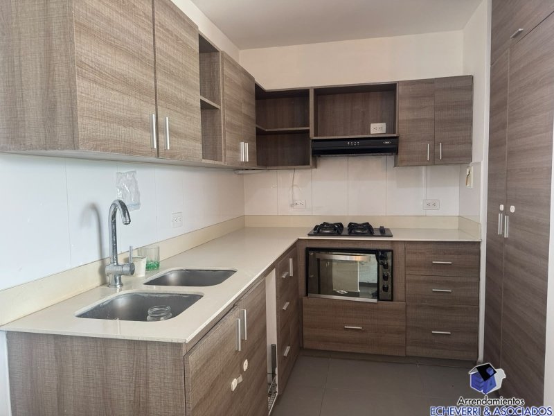 Apartamento disponible para Venta en Envigado Loma Del Escobero Foto numero 1