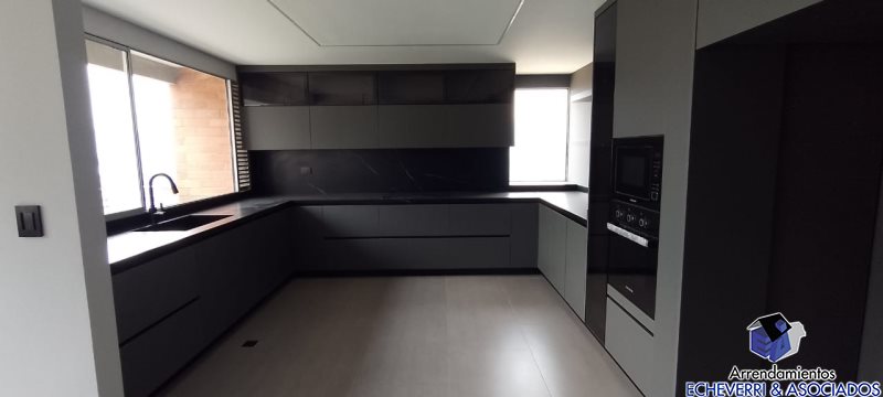 Apartamento disponible para Ambos en Medellín La Calera Foto numero 1