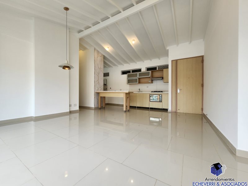Apartamento disponible para Arriendo en Envigado La Cuenca Foto numero 1
