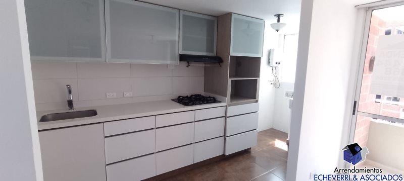 Apartamento disponible para Arriendo en Envigado Cumbres Foto numero 1