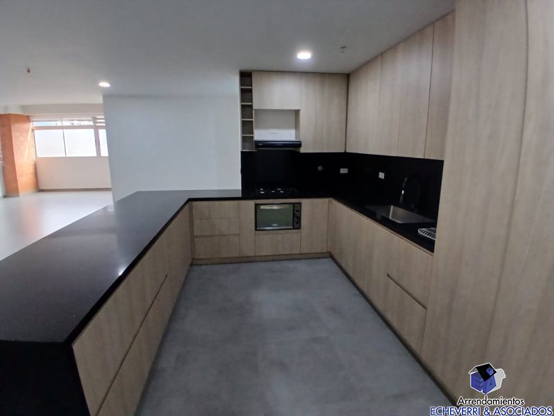 Apartamento disponible para Arriendo en Envigado Zuñiga Foto numero 1