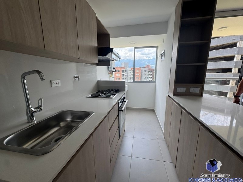 Apartamento disponible para Arriendo en Envigado La Cuenca Foto numero 1