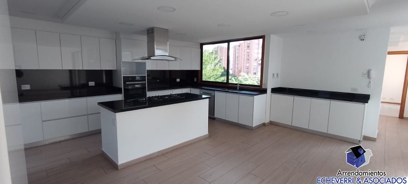 Apartamento disponible para Ambos en Medellín Loma De Los Gonzalez Foto numero 1