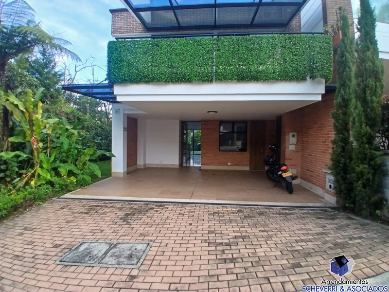 Casa disponible para Arriendo en Envigado El Chocho Foto numero 1