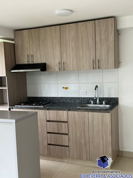 Apartamento disponible para Arriendo en Envigado con un valor de $2,700,000 código 7849