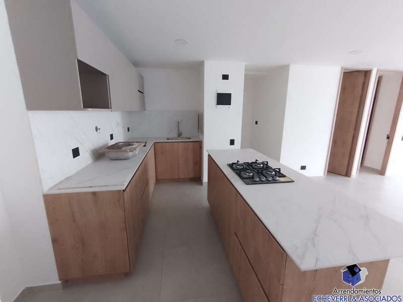 Apartamento disponible para Venta en Envigado El Dorado Foto numero 1