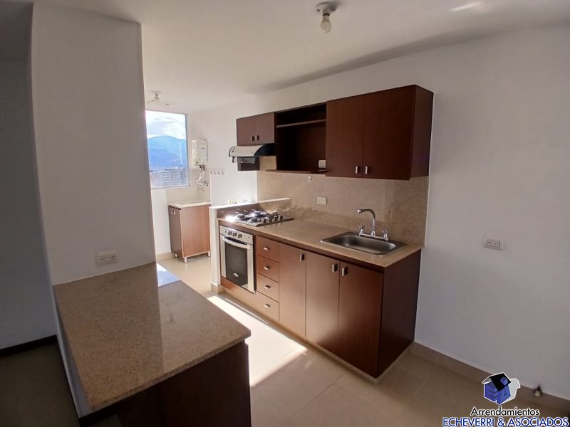 Apartamento disponible para Arriendo en Envigado El Esmeraldal Foto numero 1