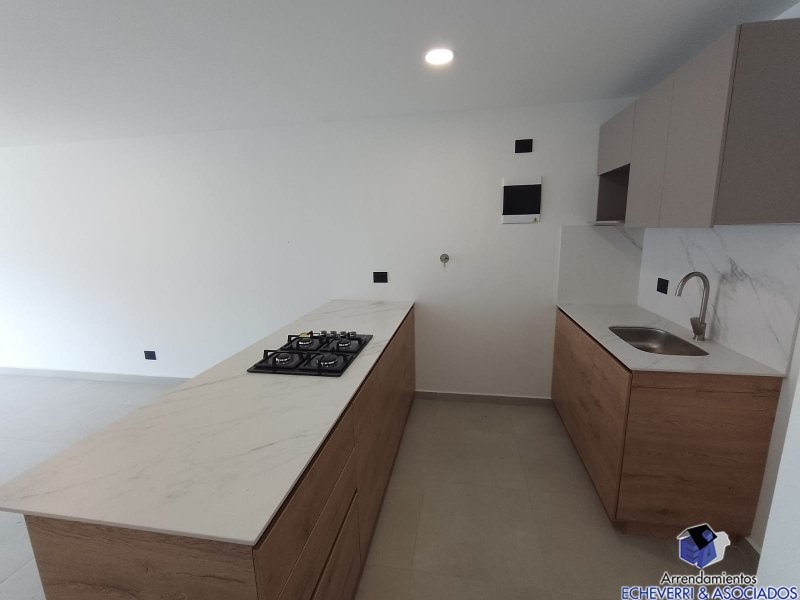 Apartamento disponible para Venta en Envigado El Dorado Foto numero 1