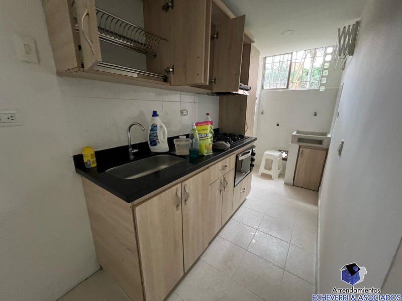 Apartamento disponible para Arriendo en Envigado con un valor de $2,350,000 código 7188