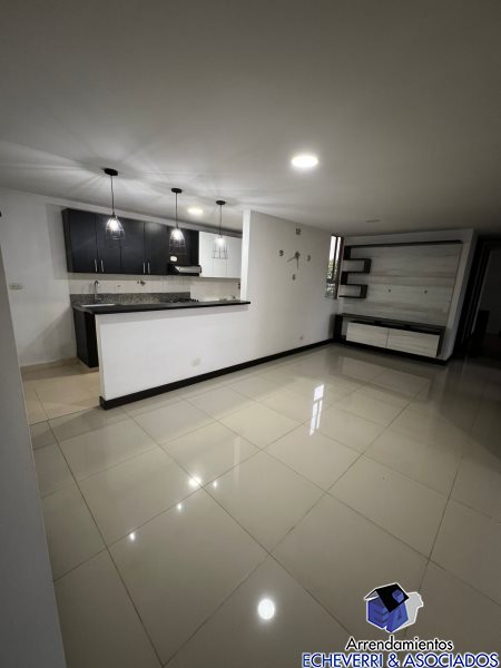 Apartamento disponible para Arriendo en Envigado Camino Verde Foto numero 1