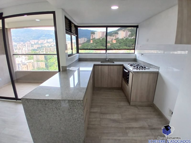 Apartamento disponible para Arriendo en Envigado Las Casitas Foto numero 1
