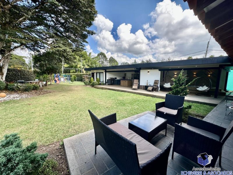 Casa disponible para Ambos en Rionegro Llanogrande Foto numero 1