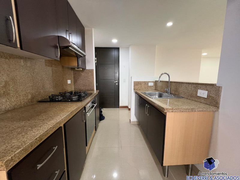 Apartamento disponible para Arriendo en Envigado Cumbres Foto numero 1