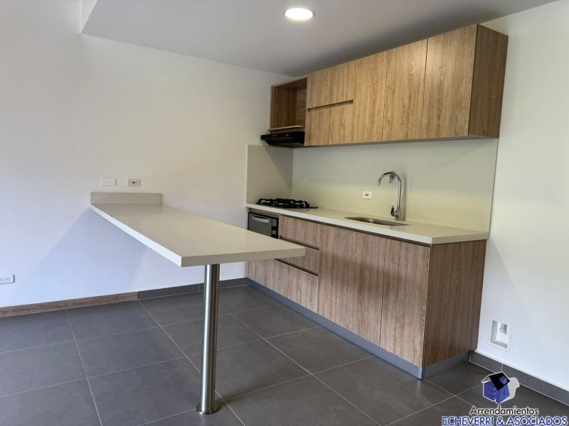 Apartamento disponible para Venta en Envigado Loma Del Escobero Foto numero 1