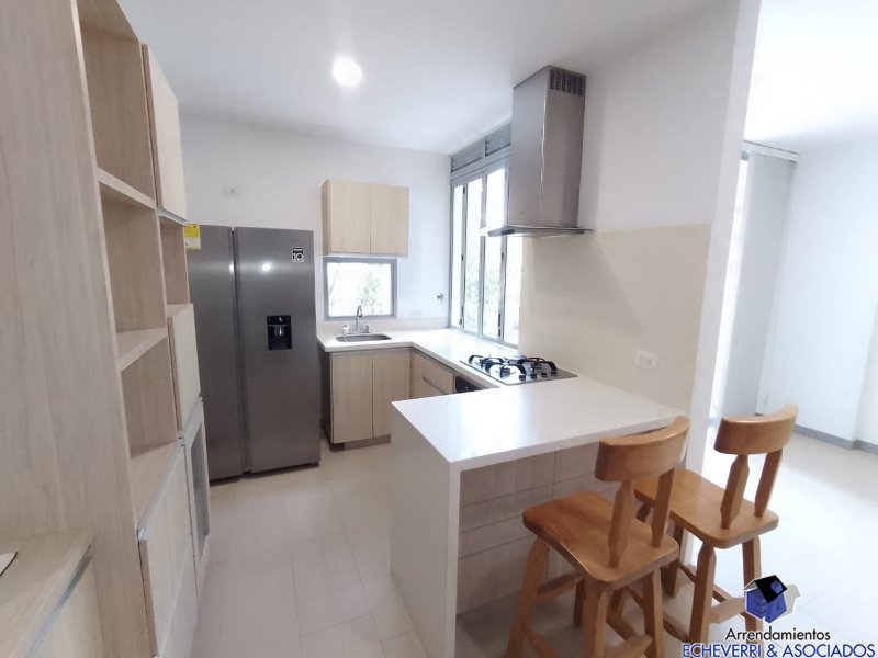 Apartamento disponible para Ambos en Envigado con un valor de $3,900,000 - $790,000,000 código 4981