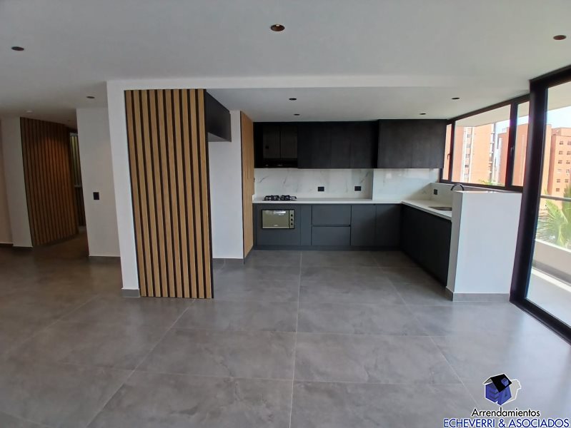 Apartamento disponible para Arriendo en Medellín Laureles Foto numero 1