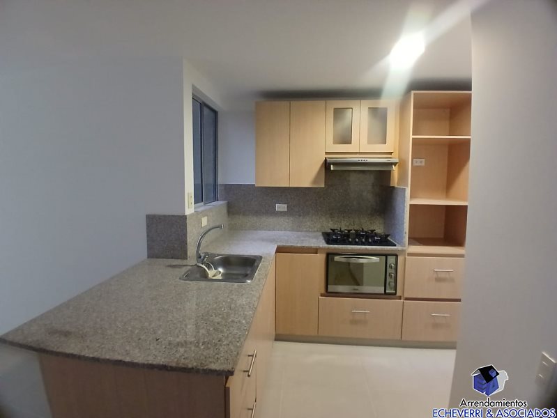 Apartamento disponible para Arriendo en Envigado Loma Del Escobero Foto numero 1