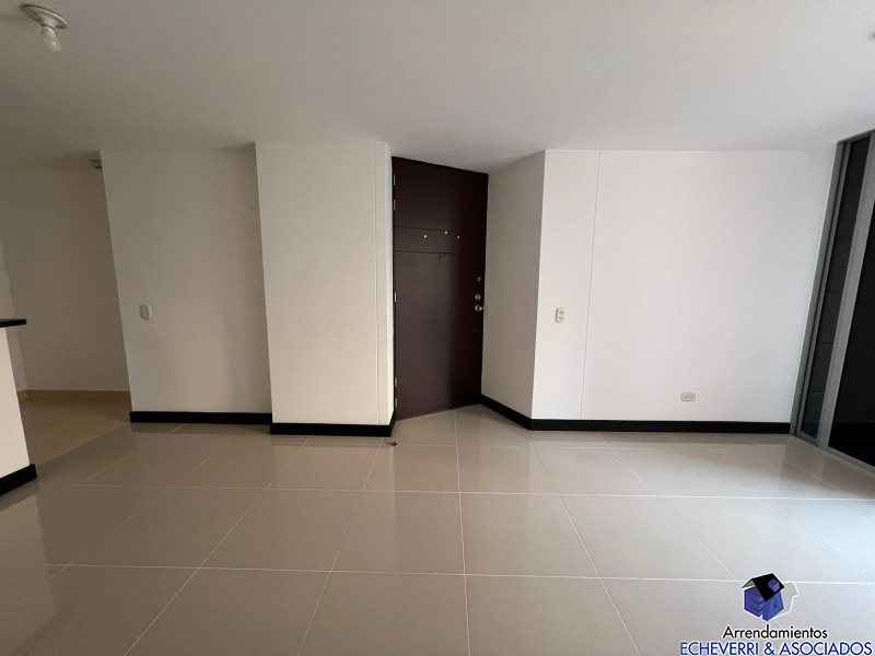 Apartamento disponible para Arriendo en Envigado con un valor de $3,300,000 código 6970