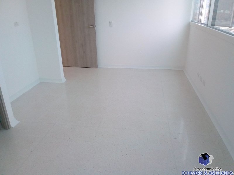 Oficina disponible para Arriendo en Sabaneta Mayorca Foto numero 1