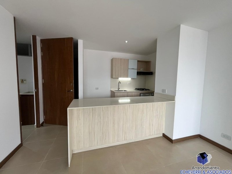 Apartaestudio disponible para Arriendo en Medellín Loma De Los Gonzalez Foto numero 1