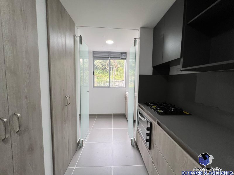 Apartamento disponible para Ambos en Envigado El Esmeraldal Foto numero 1