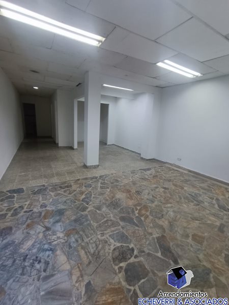 Local disponible para Ambos en Envigado Central Foto numero 1