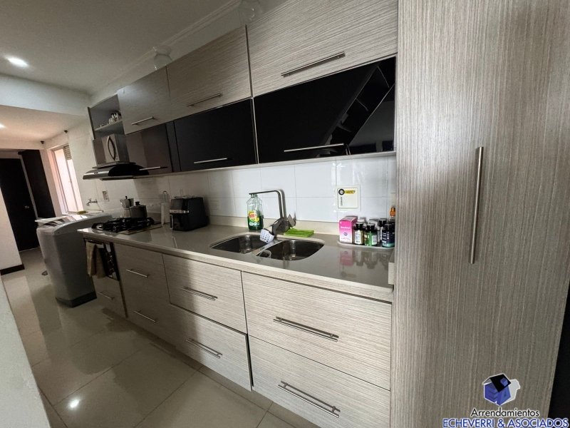 Apartamento disponible para Venta en Medellín Loma Del Indio Foto numero 1
