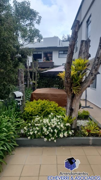 Casa disponible para Ambos en Envigado Loma Del Escobero Foto numero 1