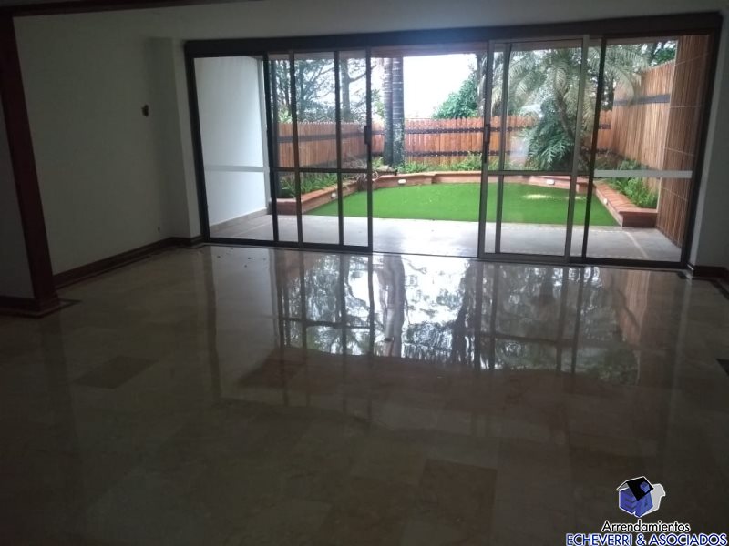 Casa disponible para Venta en Envigado El Chocho Foto numero 1