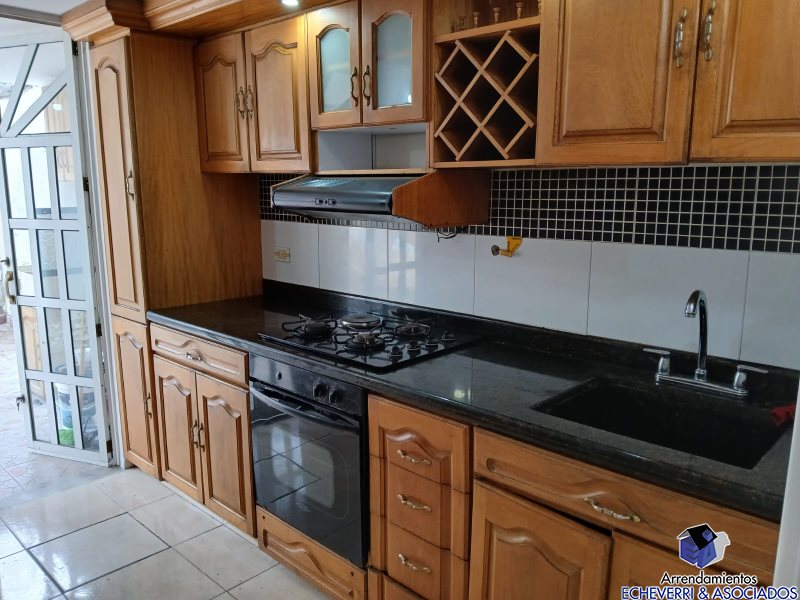 Casa disponible para Ambos en Itagüí Suramerica Foto numero 1