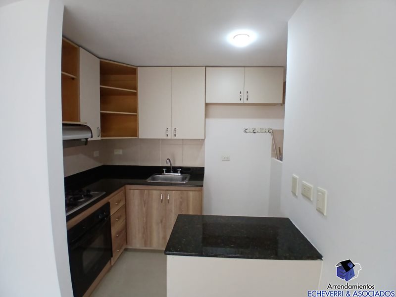Apartamento disponible para Arriendo en Envigado Cumbres Foto numero 1