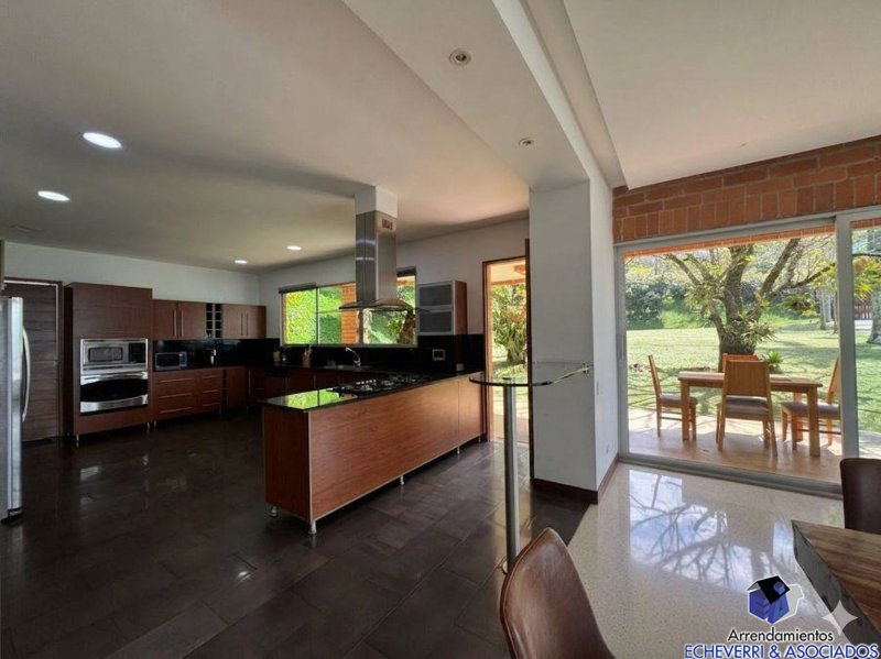 Casa disponible para Ambos en Medellín Las Palmas Foto numero 1