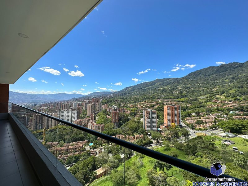 Apartamento disponible para Venta en Envigado Loma Del Escobero Foto numero 1