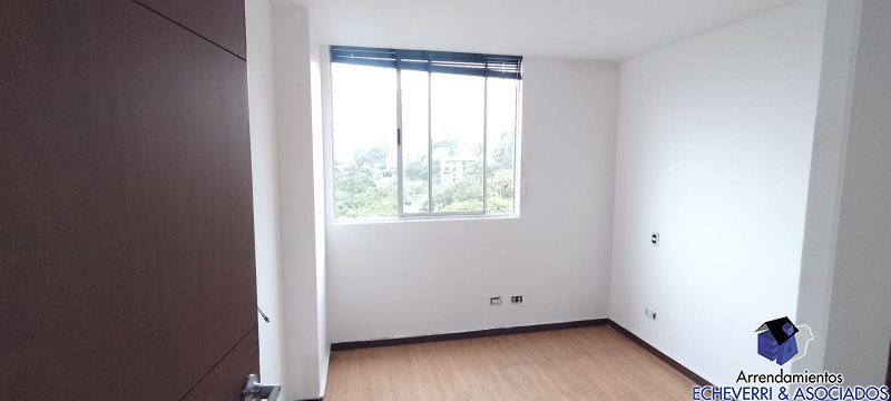 Apartamento disponible para Arriendo en Envigado con un valor de $4,200,000 código 6969