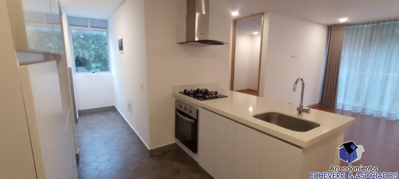 Apartamento disponible para Ambos en Medellín El Campestre Foto numero 1