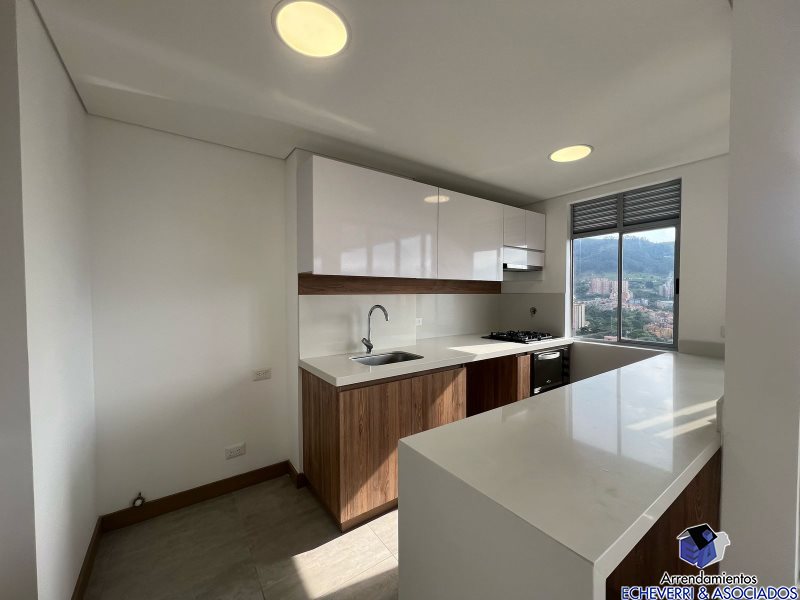 Apartamento disponible para Arriendo en Envigado Loma De Las Brujas Foto numero 1
