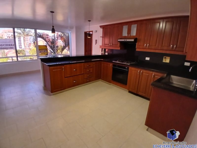 Casa disponible para Arriendo en Medellín Loma De Los Gonzalez Foto numero 1