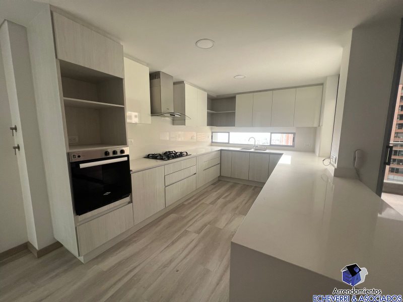 Apartamento disponible para Arriendo en Envigado Loma De Las Brujas Foto numero 1