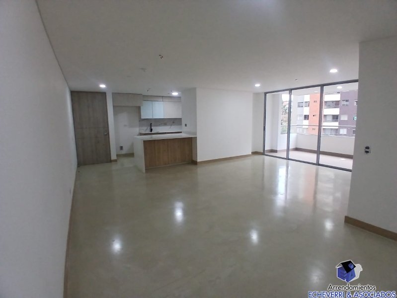 Apartamento disponible para Arriendo en Envigado El Esmeraldal Foto numero 1