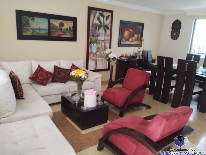 Casa disponible para Venta en Itagüí La Esmeralda Foto numero 1